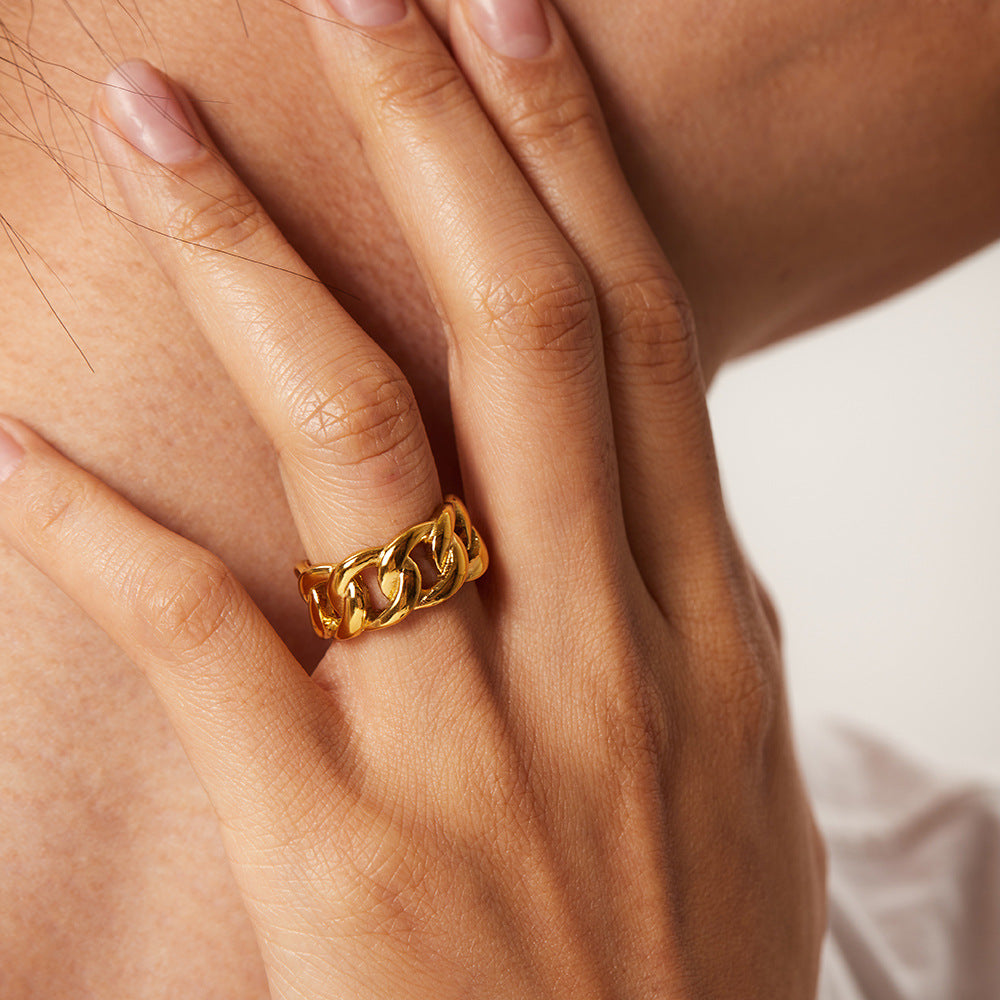 French Retro Hollow Chain Ring