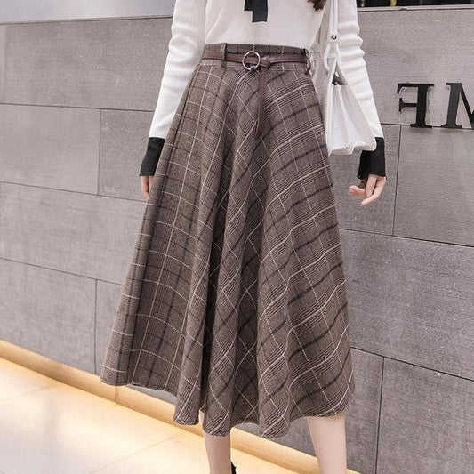 Women's Loose Retro Plaid Skirt