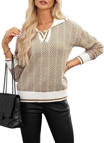 Women's Knitted Pullover with Lapel