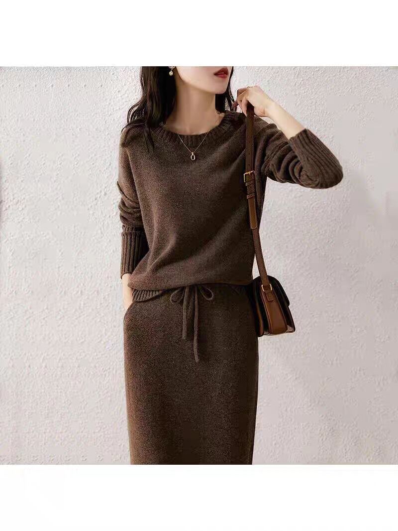 Two-Piece Set: Drawstring High Waist Pure Color Wool Knitted Dress