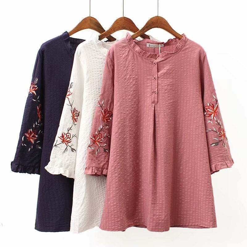 Loose Women's Embroidered Cotton Linen Quarter Sleeve Shirt