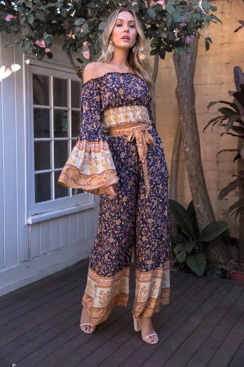 Short Top With Flared Sleeves And High-Waist Wide-Leg Pants