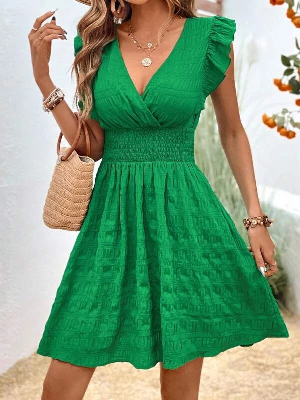 V-neck Pleated Dress Slim Fit Slimming European And American Style