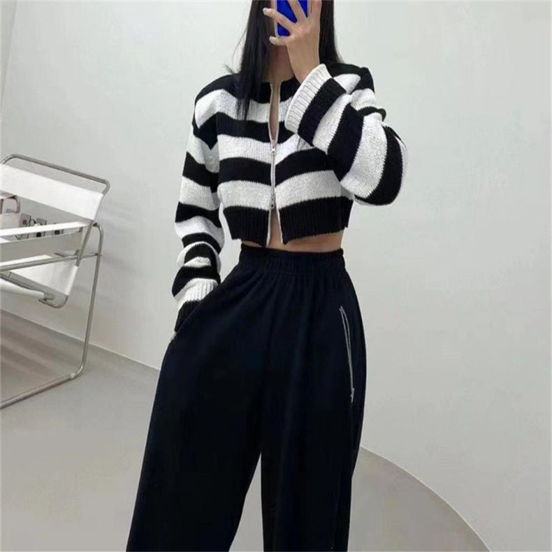 Women's Loose Round Neck Striped Sweater