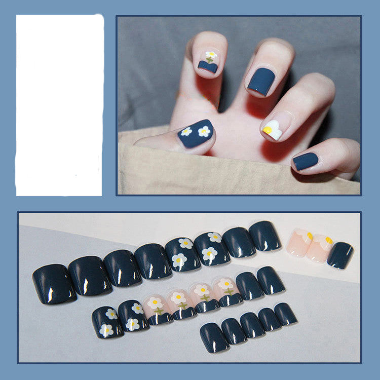 24 Pieces Of Nail Art Patches Can Be Detached And Reused