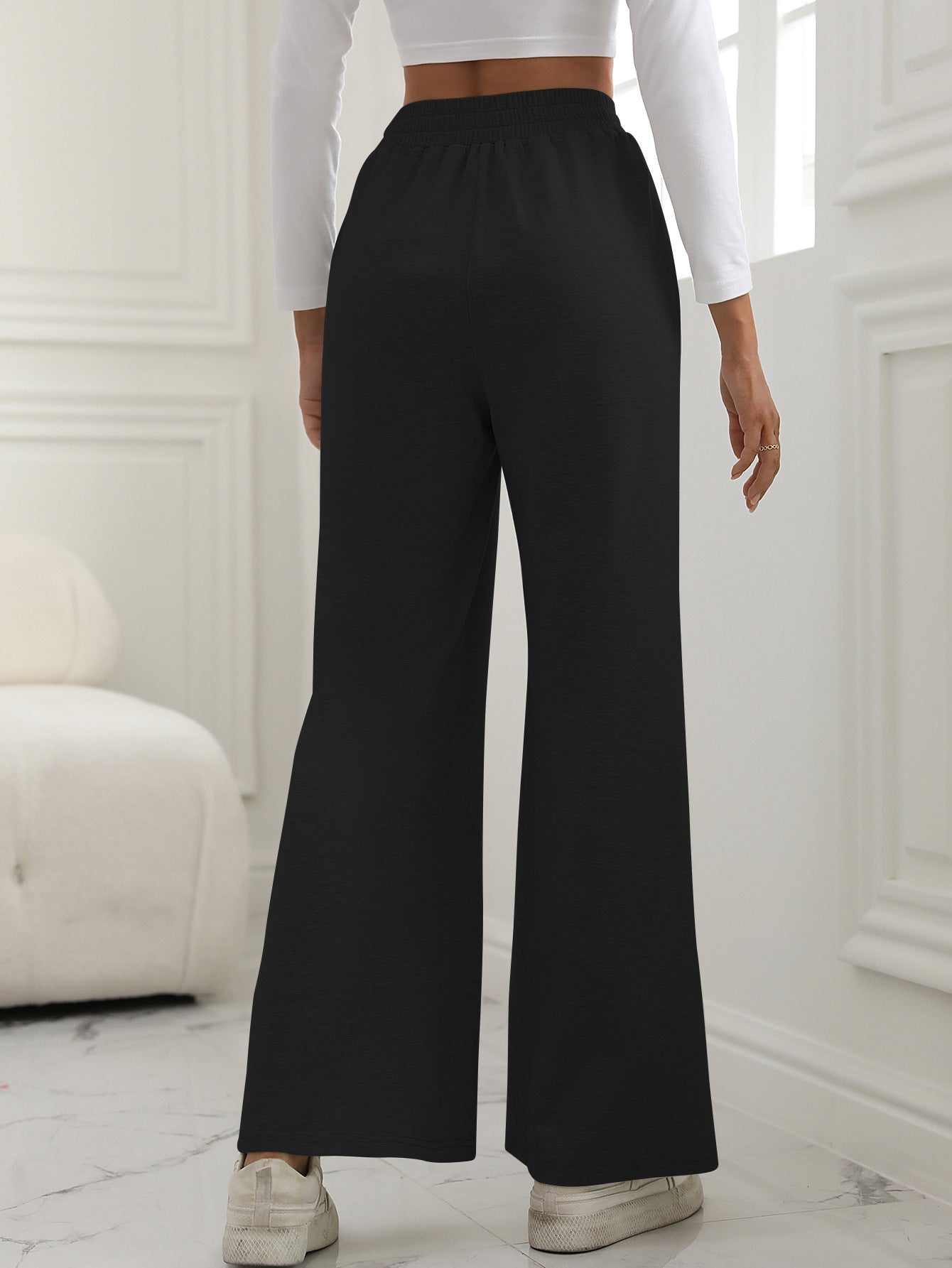 Fashionable Wide-Leg Trousers for Women