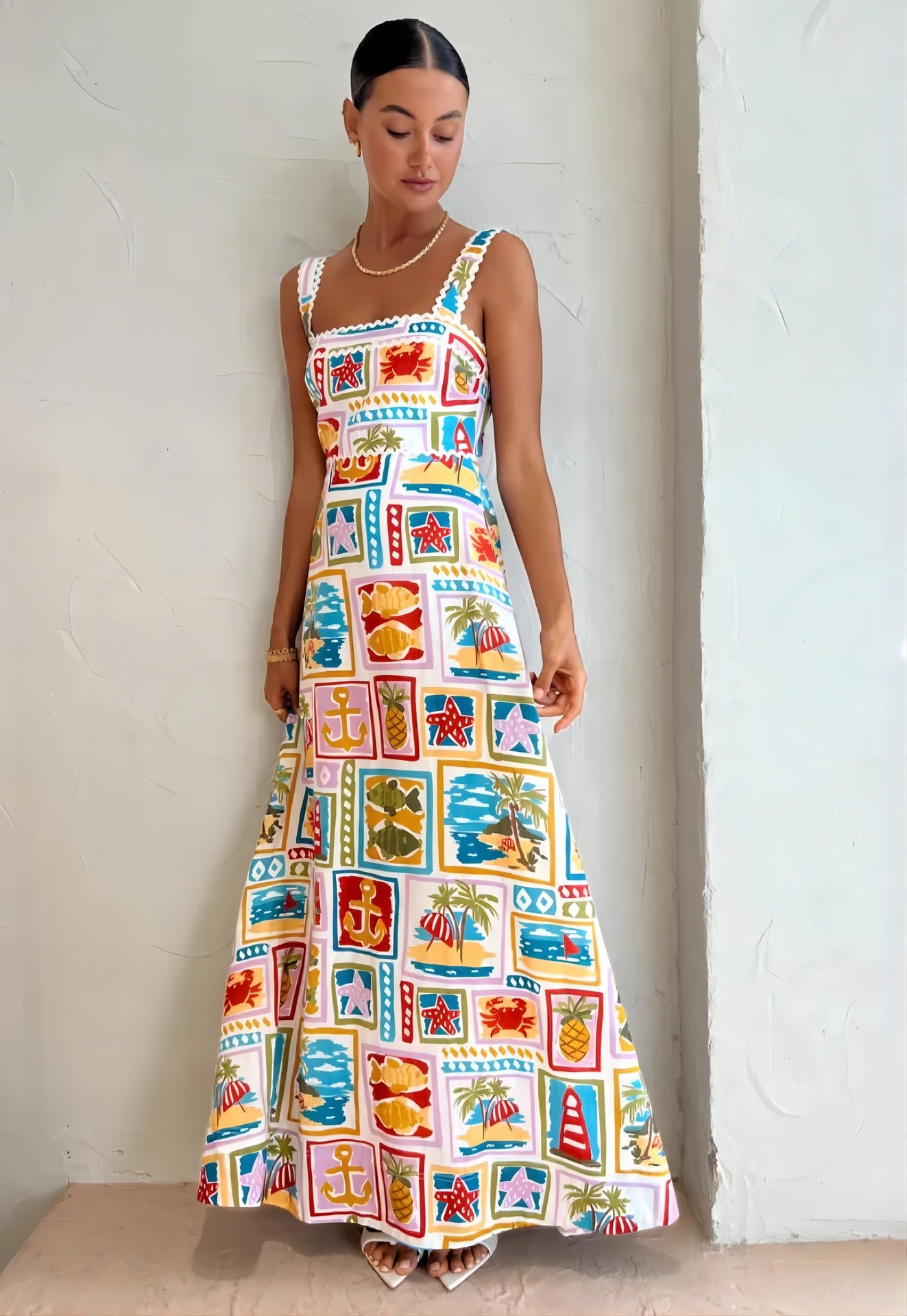 Fashionable Strapless Dress with Graffiti Design