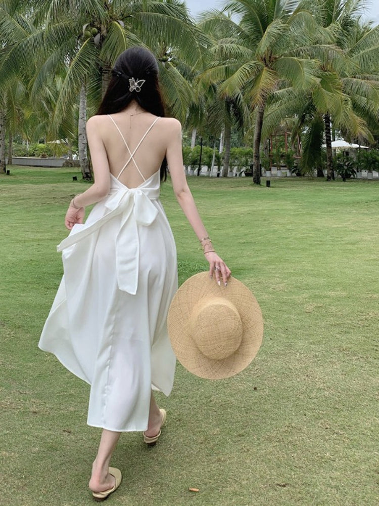 White Halter Dress With V-neck And Halter Back