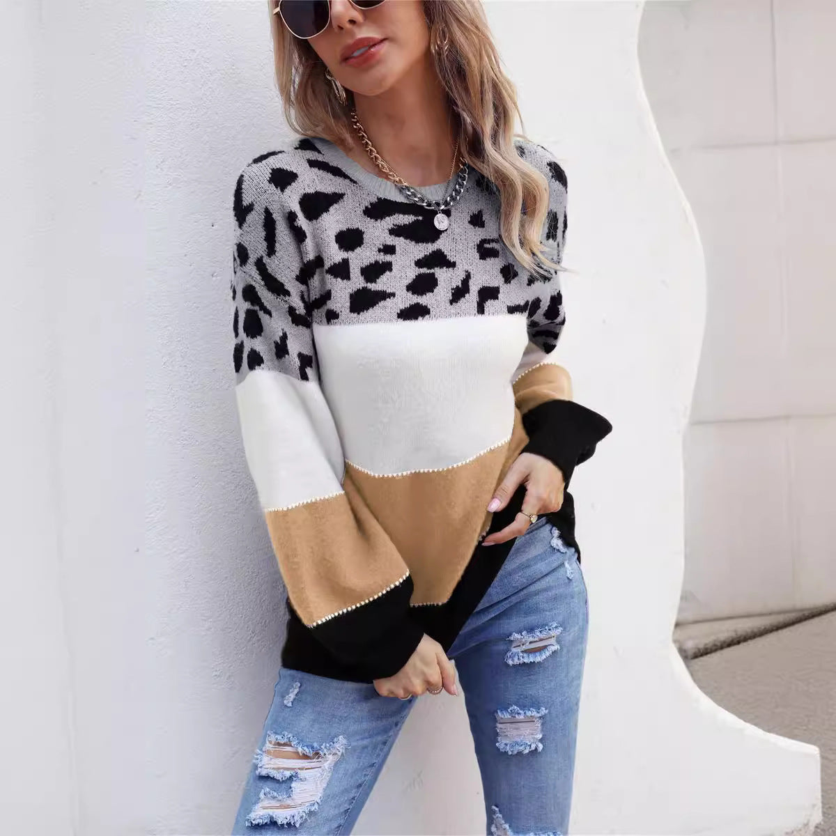 Plus Size Crew Neck Pullover Sweater with Stitching Leopard Print