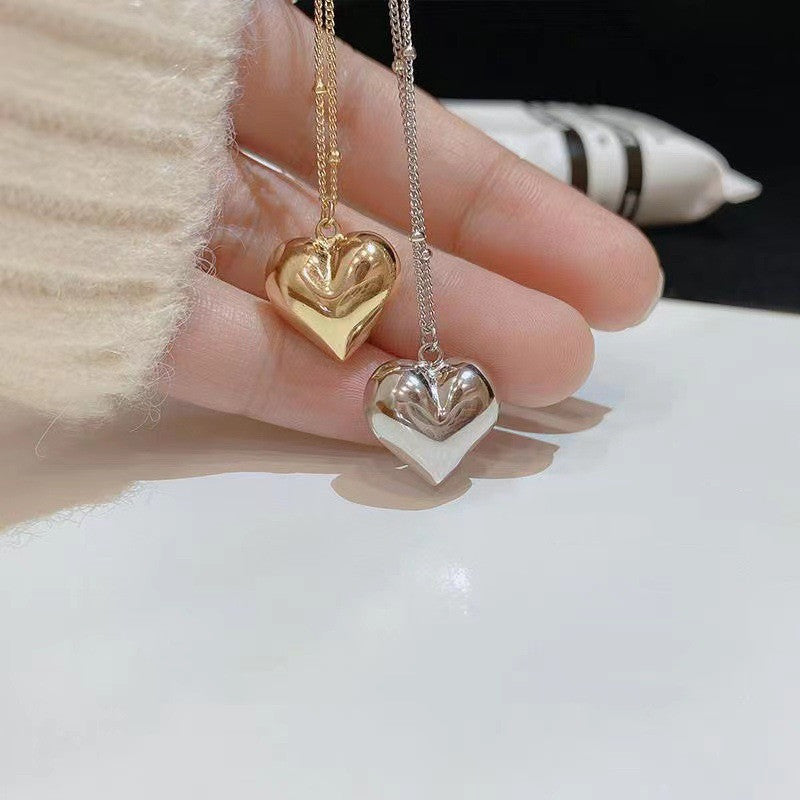 Women's Niche Three-dimensional Peach Heart Necklace