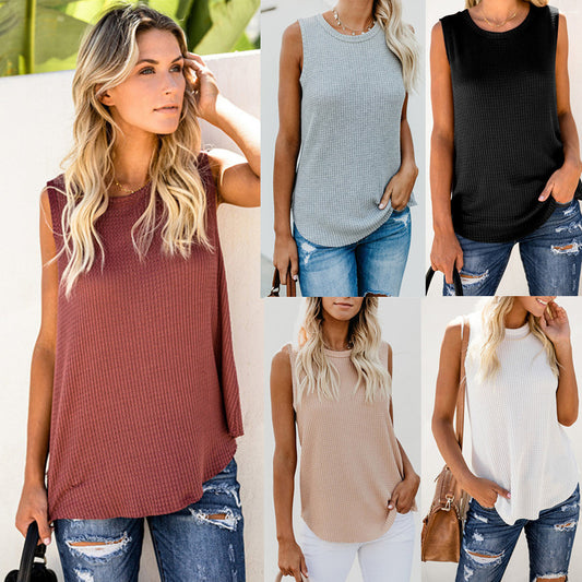 Sleeveless T-shirt Top Vest with a Round Neck in a Solid Color
