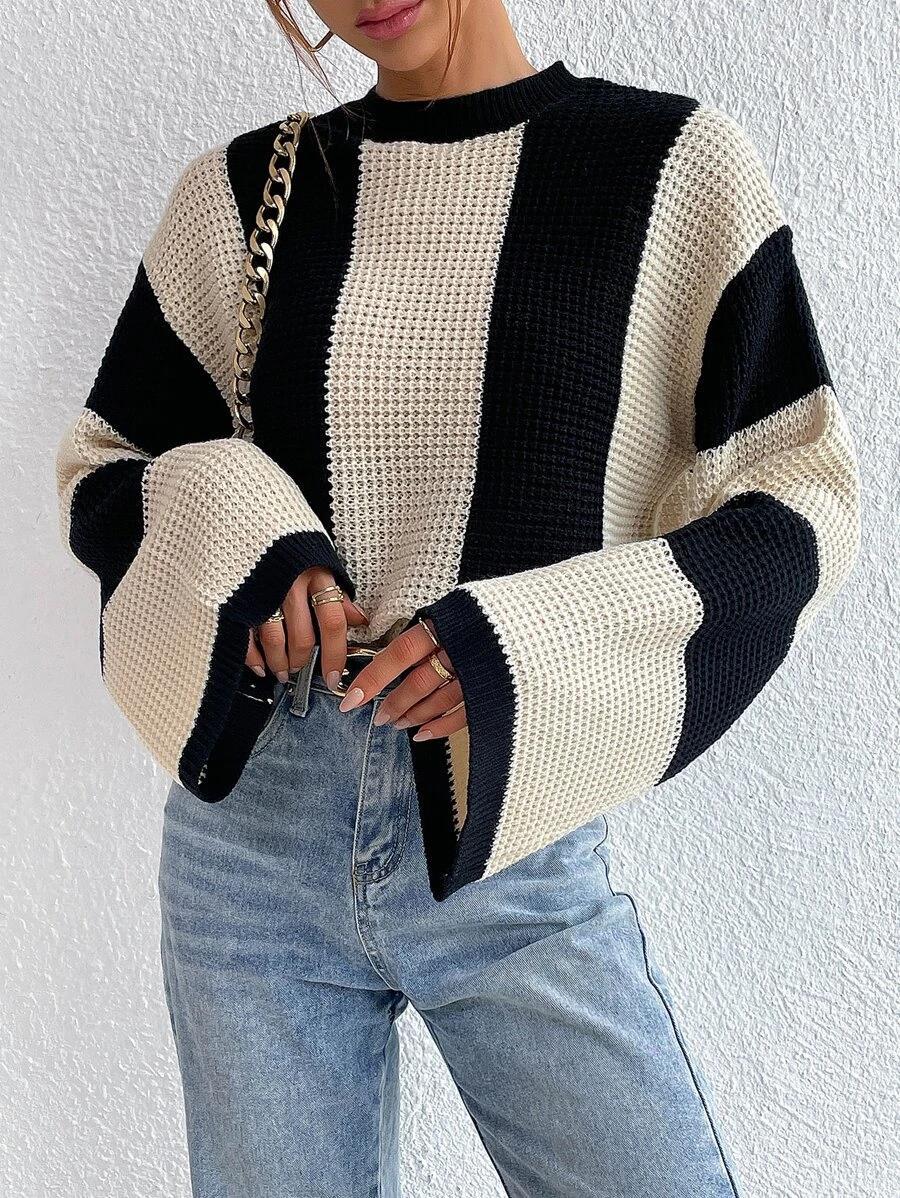 Women's Round Neck Striped Design Niche Knitted Sweater Top
