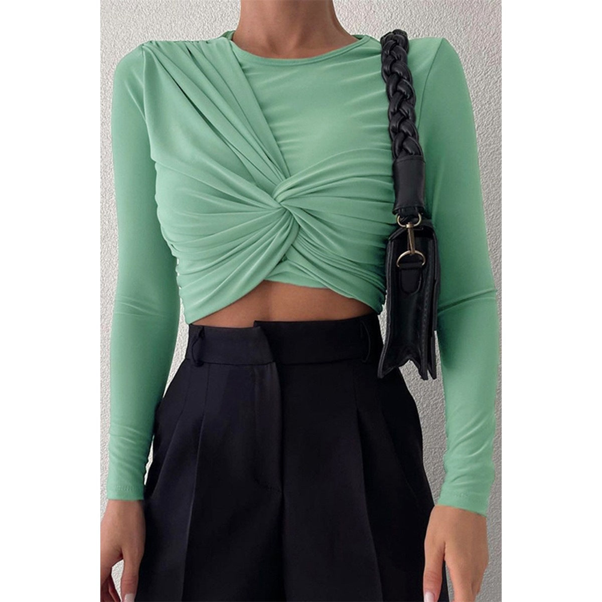 Versatile Slimming Solid Color Twisted Navel Top