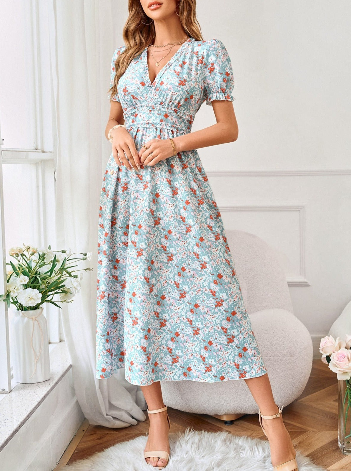 Printed V-neck Short-sleeved Dress with Waist Trimming for Women