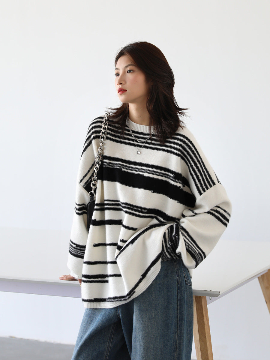 Loose Irregular Stripe Sweater for Women: Street Casual Style