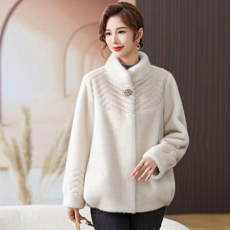 Elegant Winter Mink Velvet Coat for Mothers