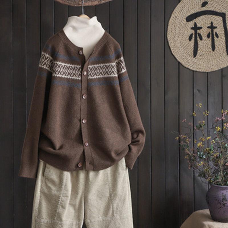 Spring and Autumn Loose Knit Brocade Cardigan Sweater