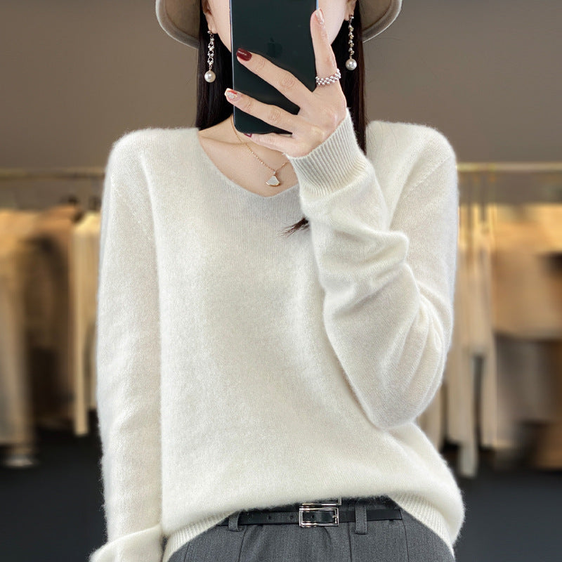 Women's V-Neck Wool Sweater - Solid Color Loose-Fitting Versatile Top for Autumn and Winter