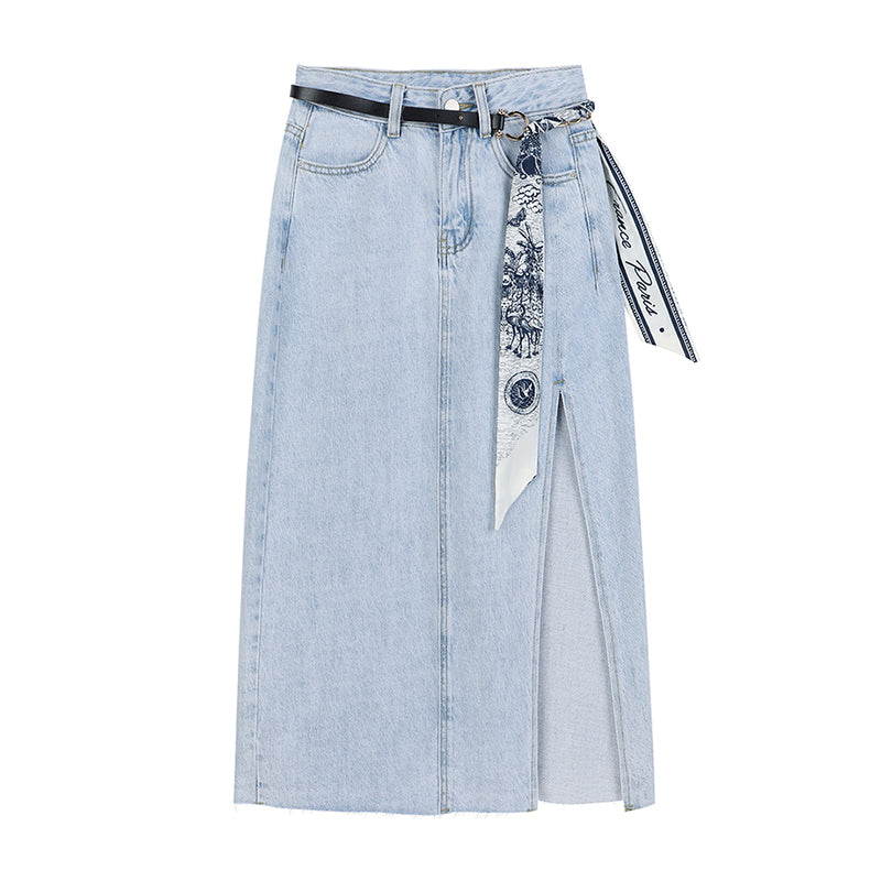 High-Waisted Split Denim Skirt: Summer Design for Women with a Sense of Style