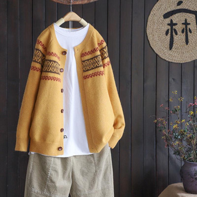 Spring and Autumn Loose Knit Brocade Cardigan Sweater