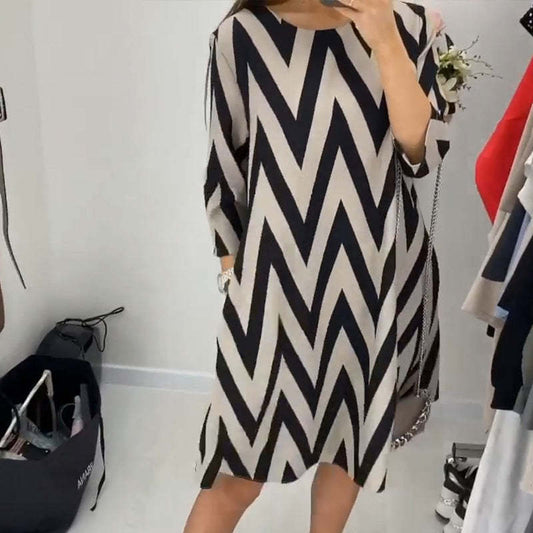 Fashion Round Neck Loose Slimming Stripes Dress