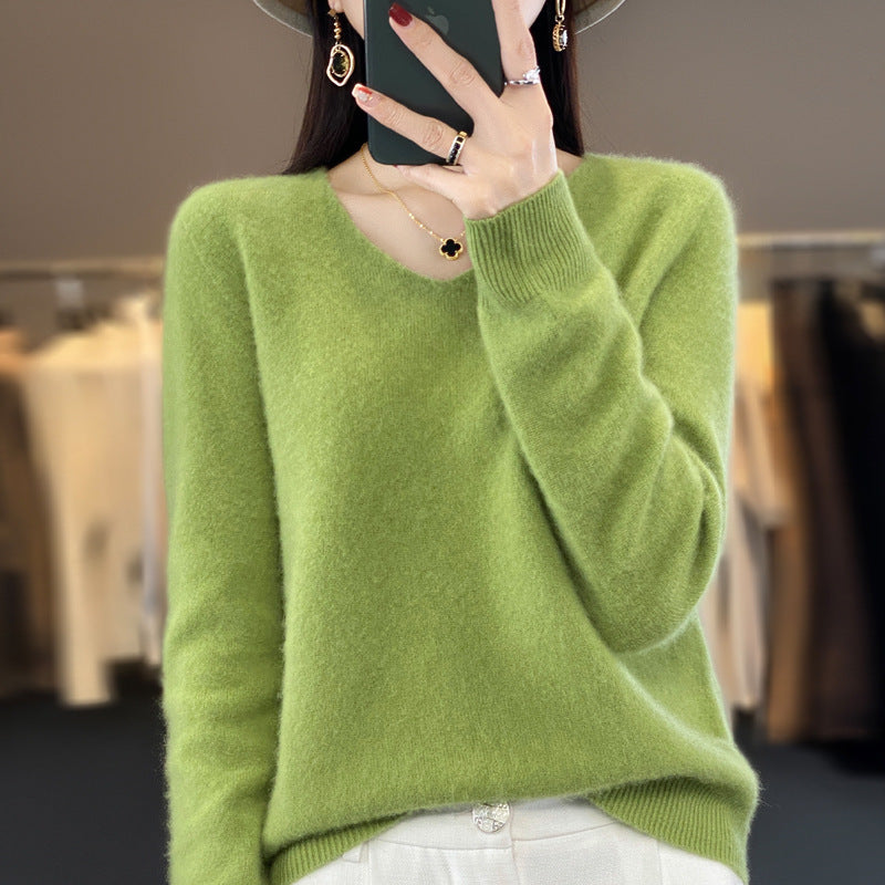 Women's V-Neck Wool Sweater - Solid Color Loose-Fitting Versatile Top for Autumn and Winter