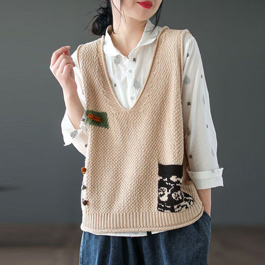 Artistic Retro Loose Knitted Sweater with a Fashionable Flair