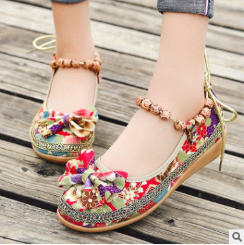 Vintage Beaded Woven Embroidered Lace Old Beijing Cloth Shoes
