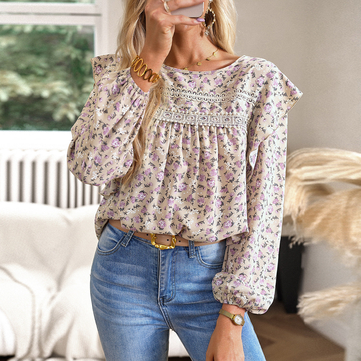 Chic Women's Round Neck Long Sleeve Floral Shirt for Fashionable Style