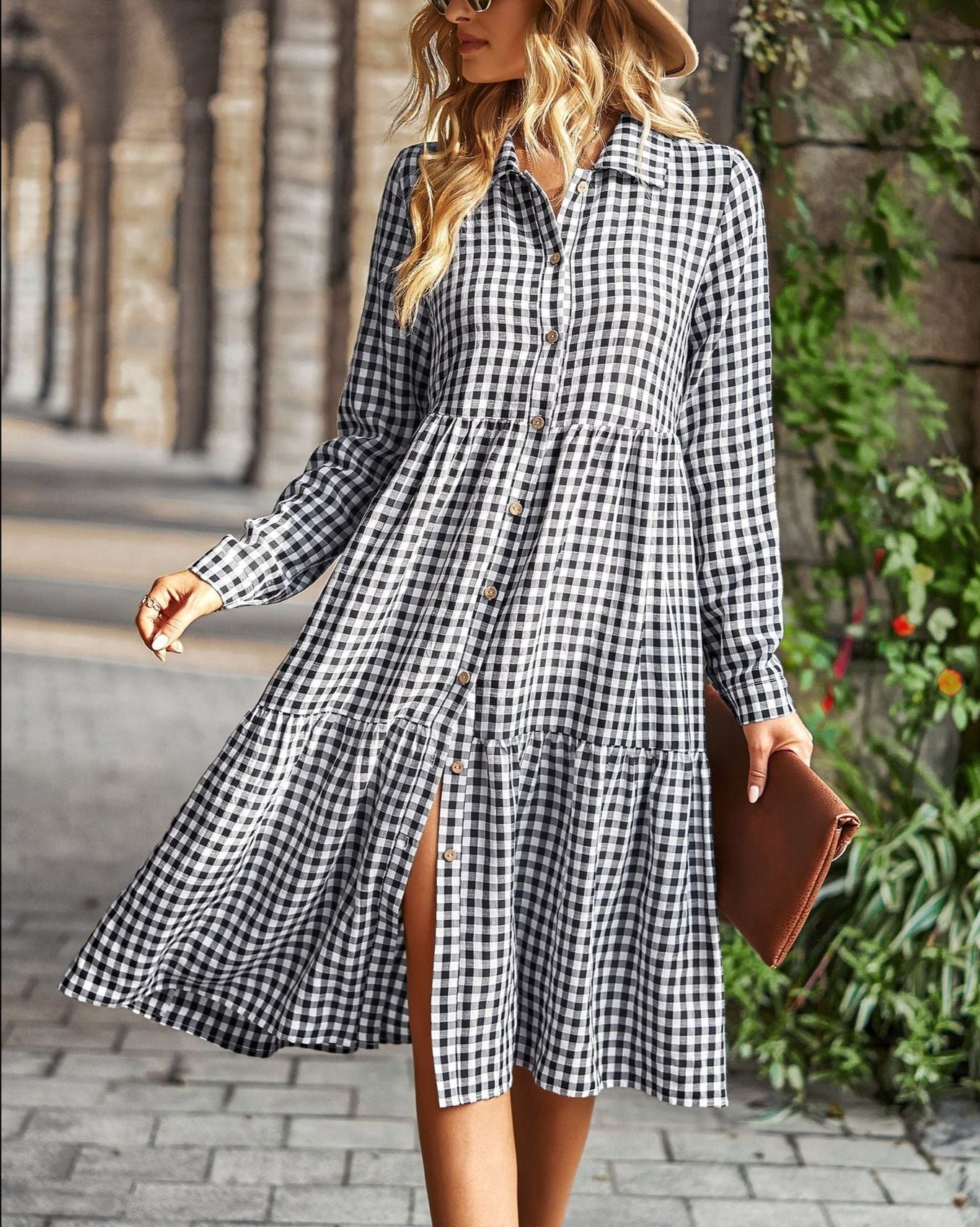 Casual Plaid Dress with a Wide Hem and Long Sleeves