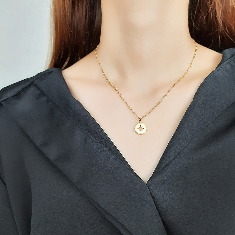 Eight Awn Star Hollow Pendant Clavicle Round Necklace