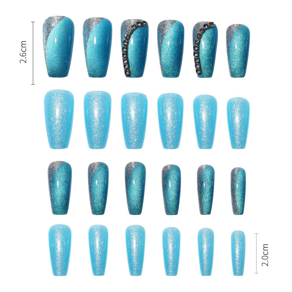 Fake Nail Patches for Nail Art, Designed to Be Worn on the Hand