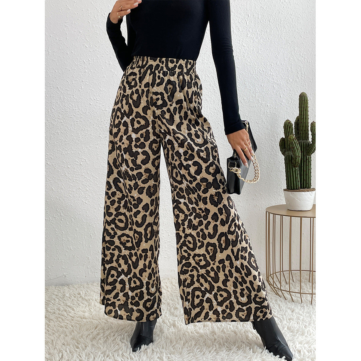 Women's Leopard Print Casual Elastic Waist Loose-fitting Wide-leg Trousers