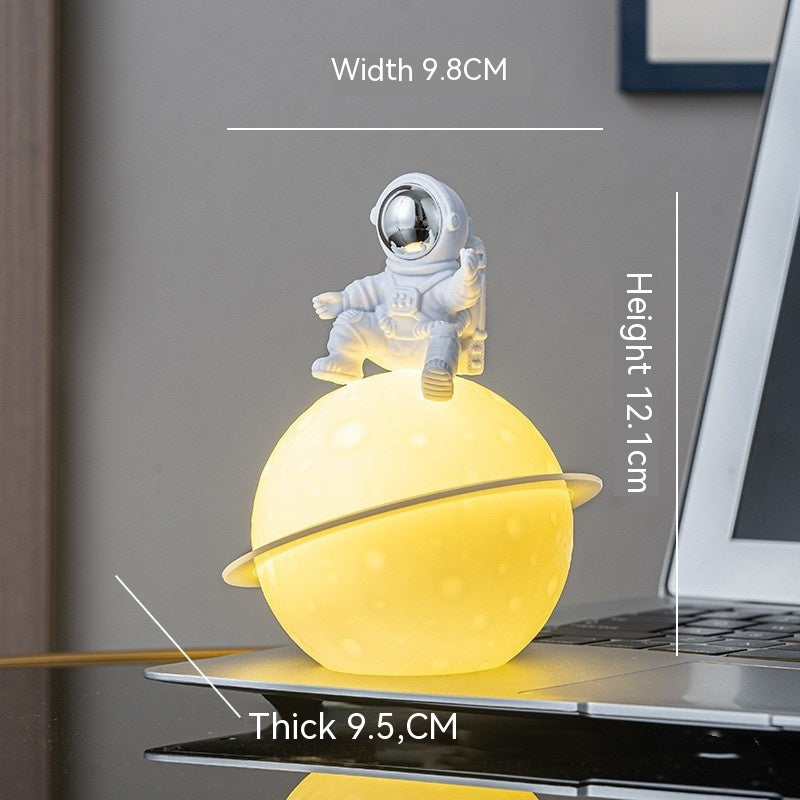 Astronaut Small Night Lamp - Table Decoration for Atmosphere Ornaments