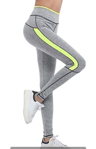 Workout Look with High Waist Stretch Yoga Pants for Women