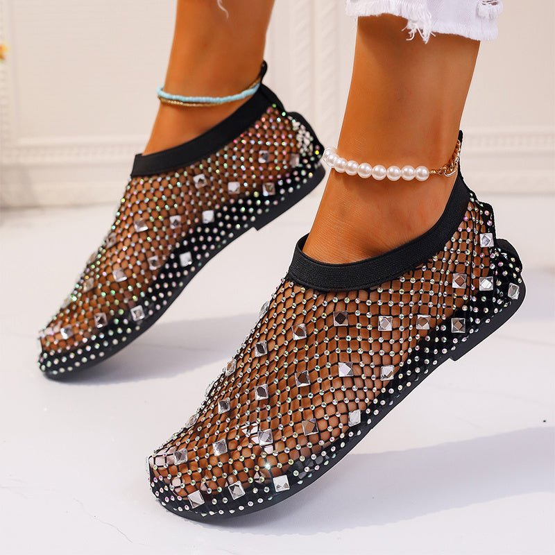 Round Toe Beach Shoes for Women: Fashionable Mesh Flat Sandals