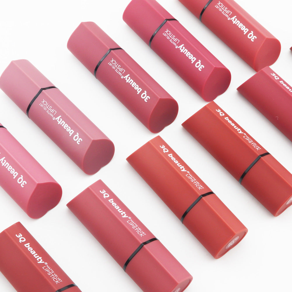 Get Party-Ready with Multicolor Nude Lipstick for the Fashion-Forward Student