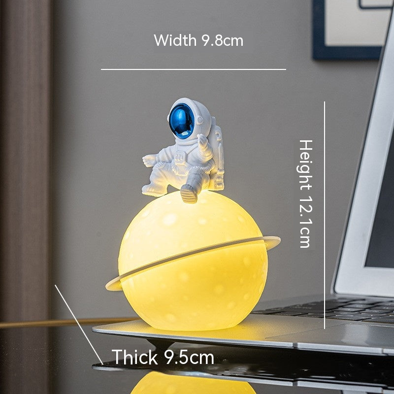 Astronaut Small Night Lamp - Table Decoration for Atmosphere Ornaments