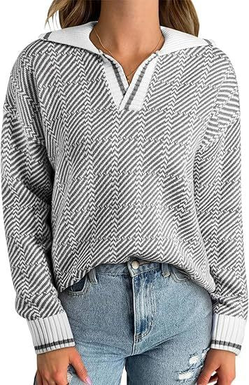 Women's Knitted Pullover with Lapel