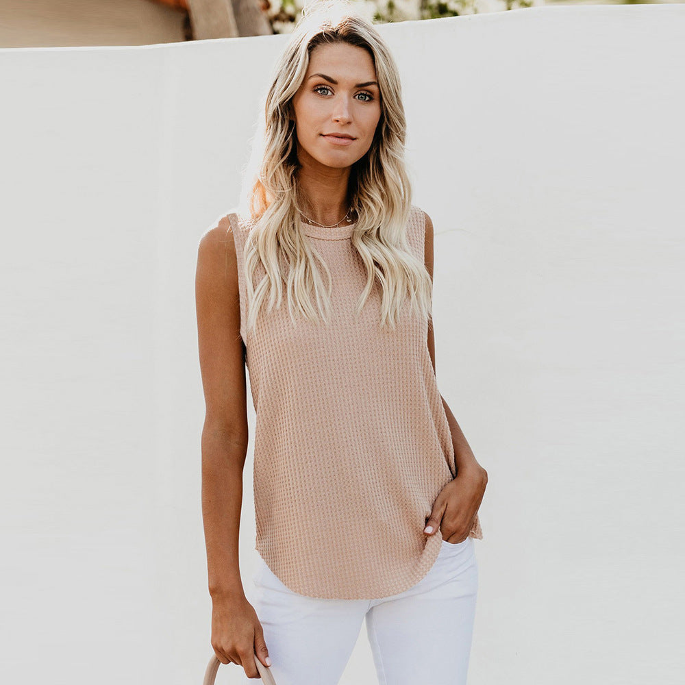 Sleeveless T-shirt Top Vest with a Round Neck in a Solid Color