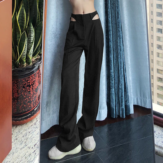 Long-Legged Black Pants Loose yet Slim Fit