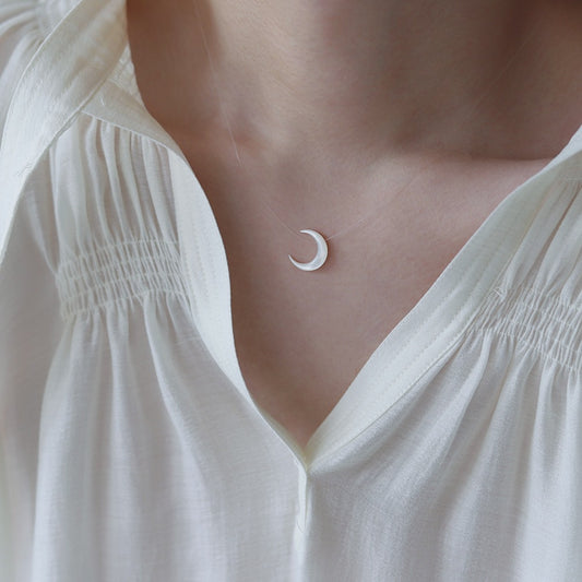 Summer Invisible Fishing Line Shell Moon Crescent Necklace Collar