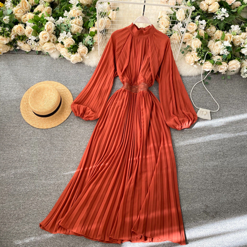 Pleated Retro Dress with Round Neck, Puff Sleeves, and Waist-Defining Solid Color Design