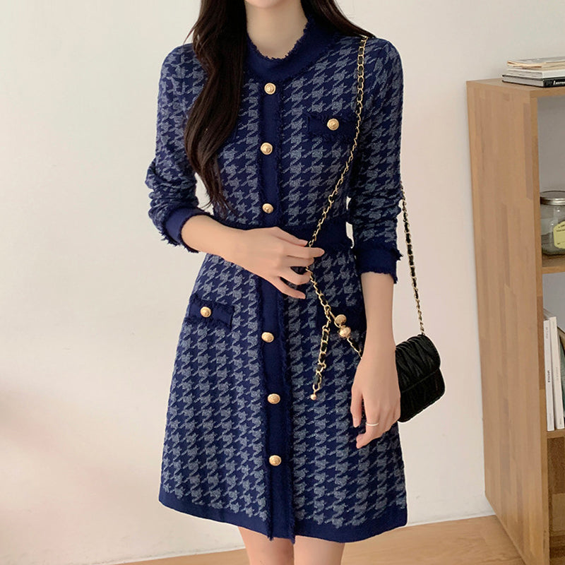 Retro Round Neck Dress with Collar and Thousand Bird Check in a Collision of Colors