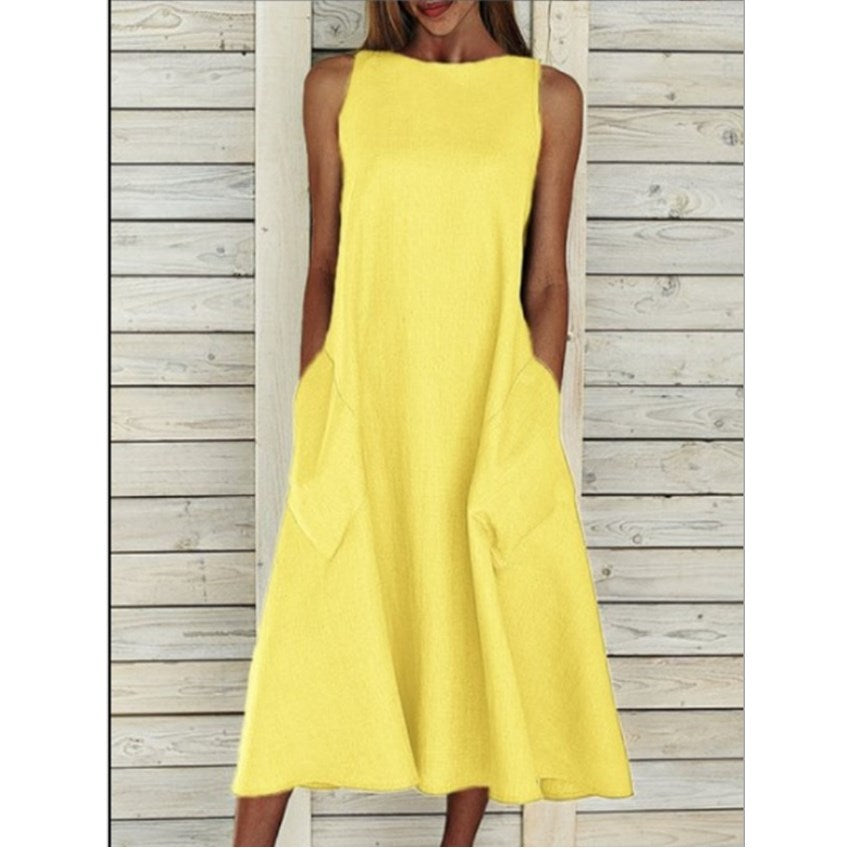 Sleeveless Double Pocket Dress with Round Neck