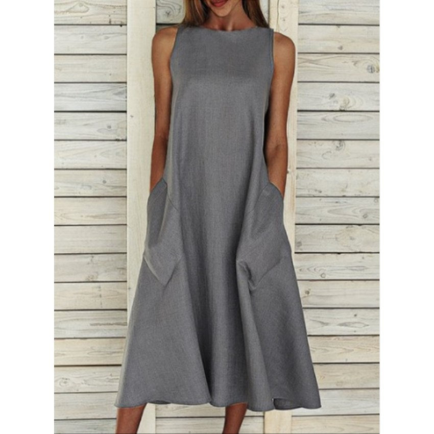 Sleeveless Double Pocket Dress with Round Neck