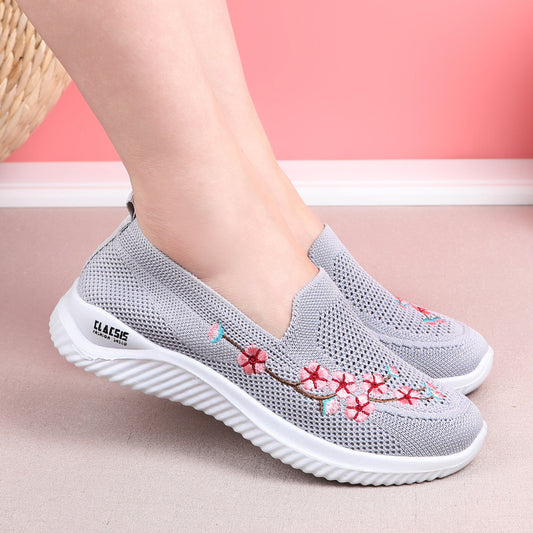 Summer Walking Shoes Women's Old Beijing Cloth Shoes Women's Mesh Breathable Casual Mom Shoes
