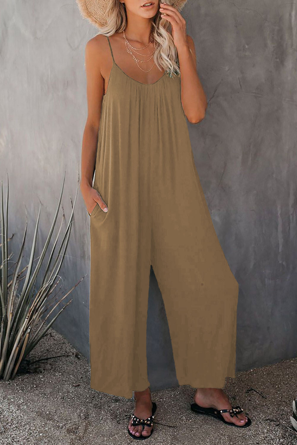 Women's Loose Sleeveless Jumpsuits Romper Jumpsuit With Pockets Long Pant Summer