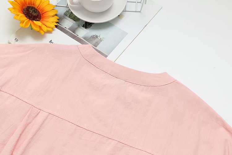 Round Neck Shirt in Simple Cotton Waist Design