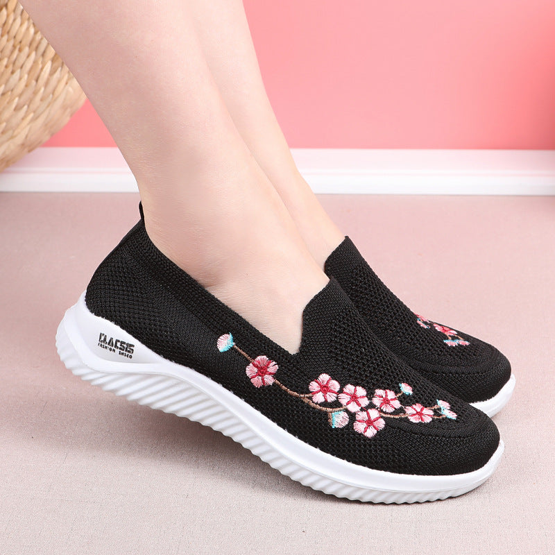 Summer Walking Shoes Women's Old Beijing Cloth Shoes Women's Mesh Breathable Casual Mom Shoes